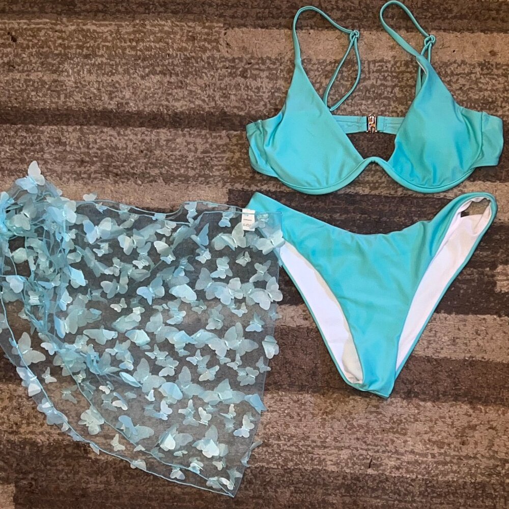 LIGHT BLUE BIKINIS BARELY WORN